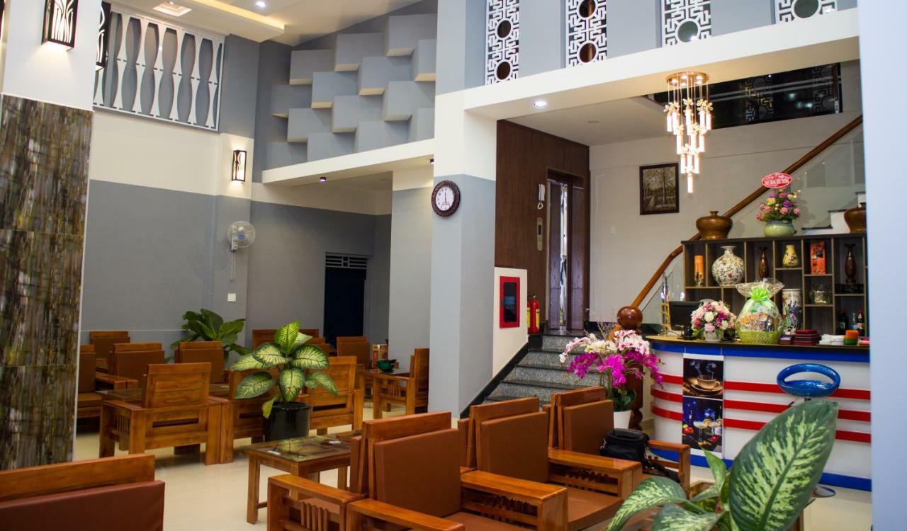 Hotel Nguyen Phuoc Pleiku Εξωτερικό φωτογραφία